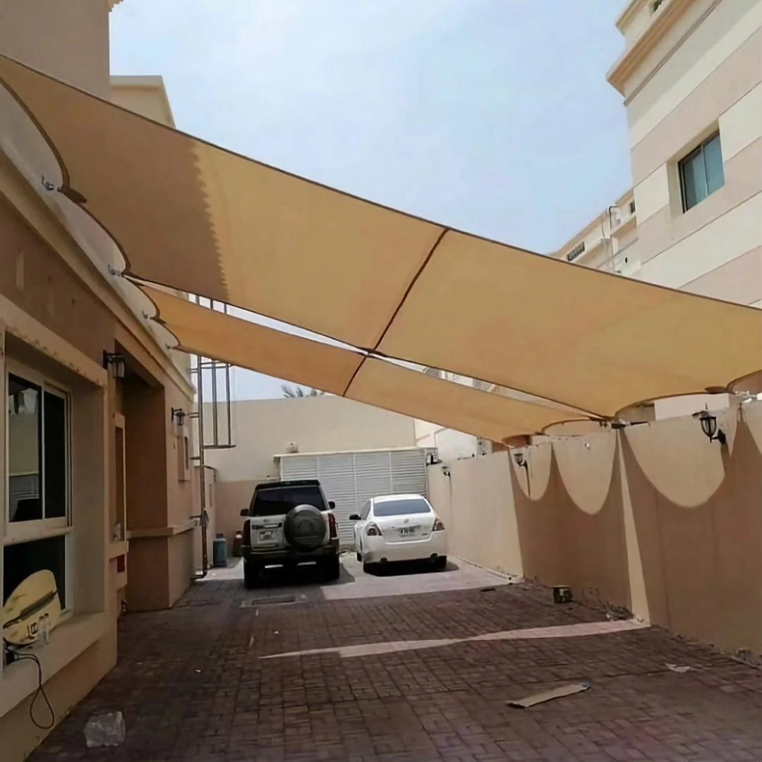 مظلات سيارات تصميم مسطح