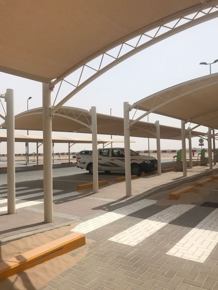 مظلات سيارات للمجمعات التجارية
