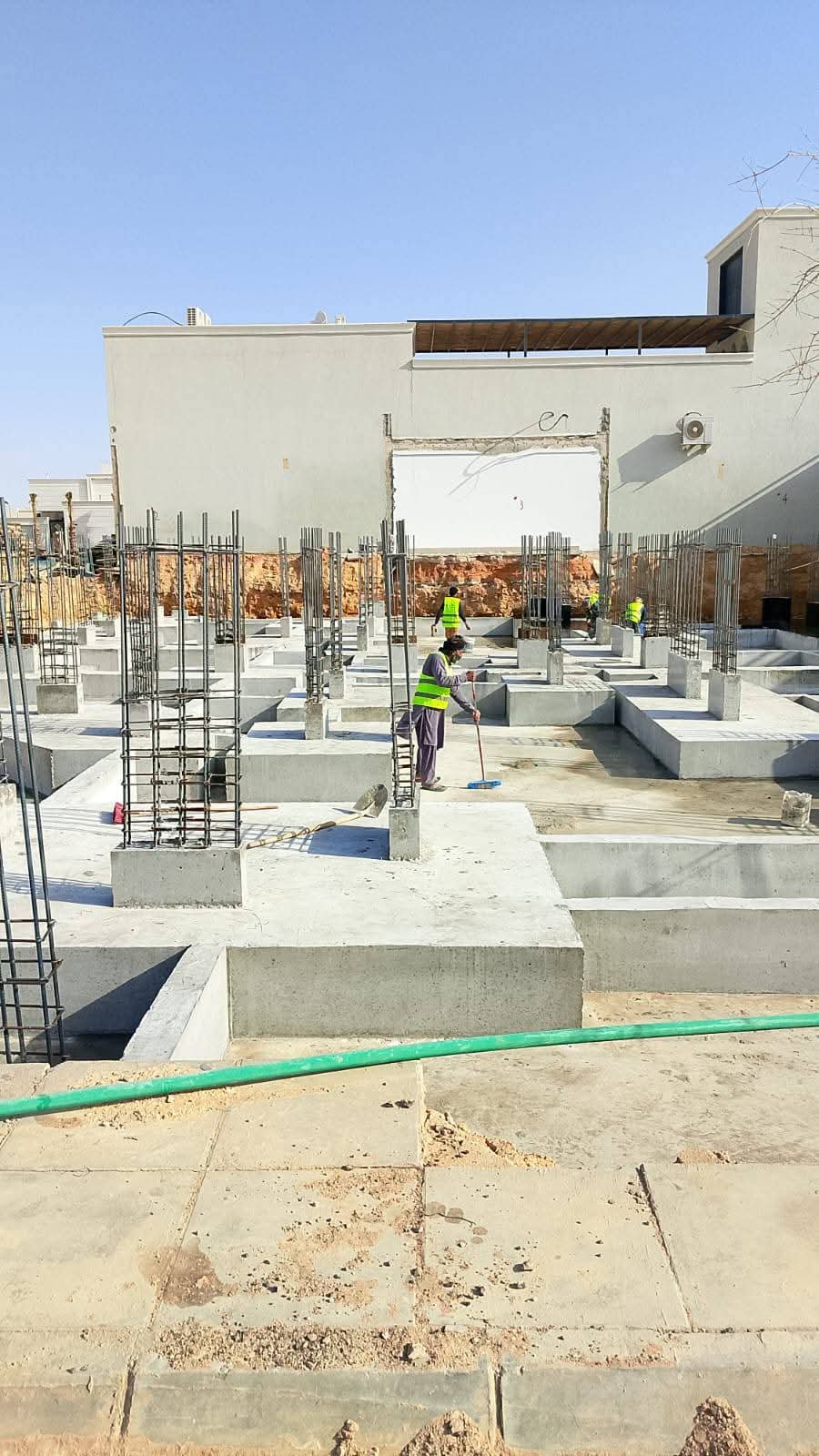 إنشاء مبنى تجاري متعدد الطوابق